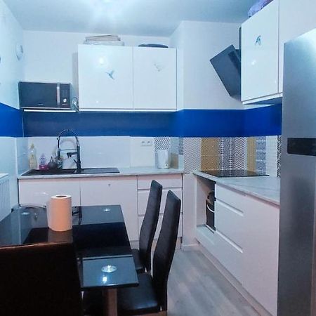 Jolie Appartement Avec Un Jardin Meaux Eksteriør billede